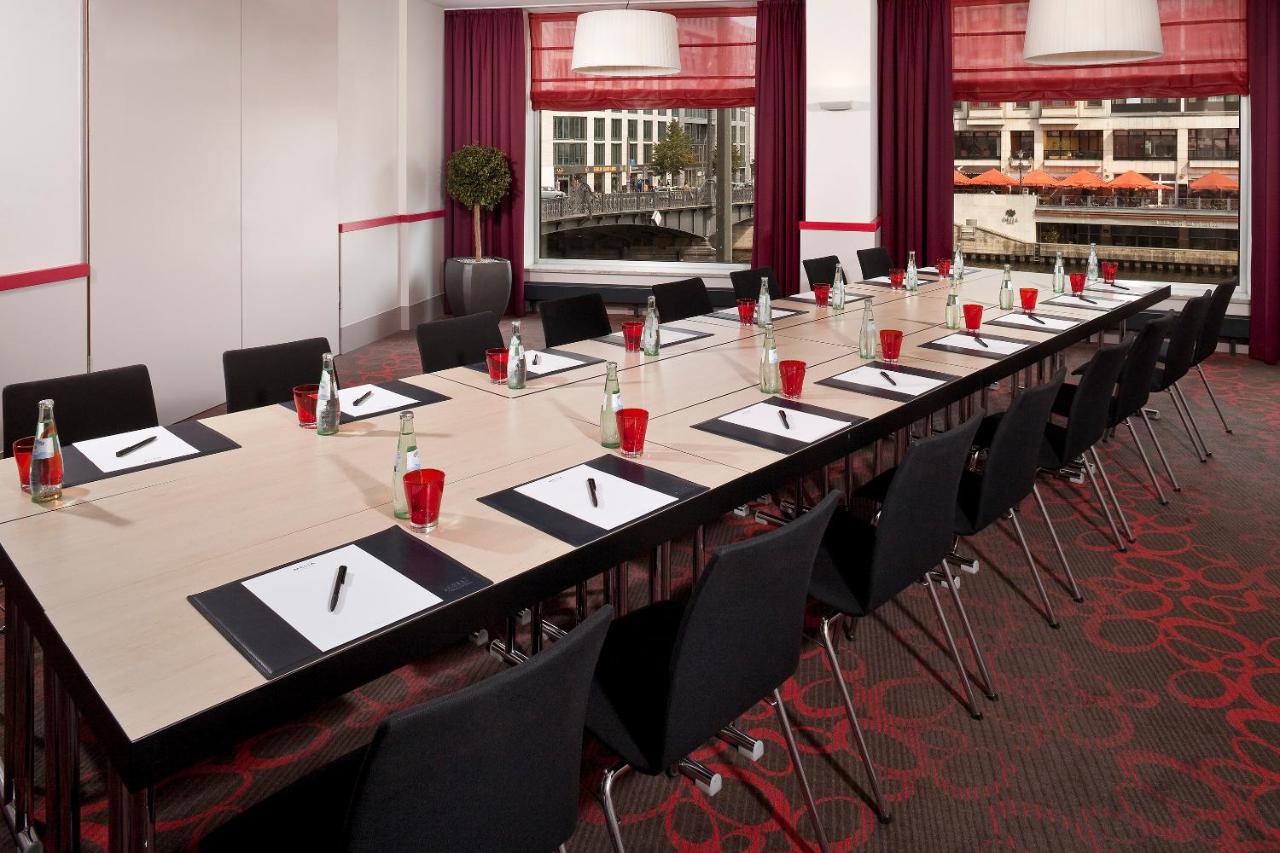 Experience Luxury and Comfort at Meliá Berlin Hotel